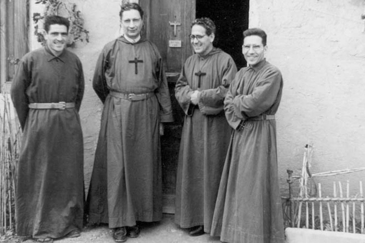 1957, Bindua, Sardegna - Marcel Laffage, padre Réné Voillaume, Arturo Paoli e Paul Cheval