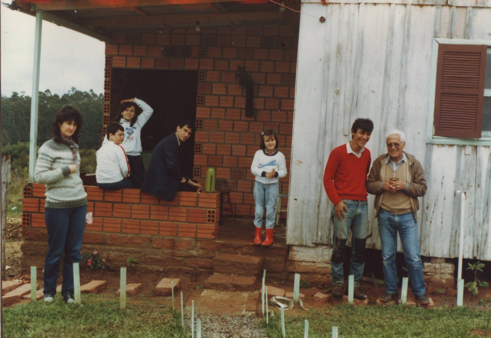 1986, Brasile, Sao Leopoldo - Fratel Arturo, Carlos Sosa e alcune persone della comunità